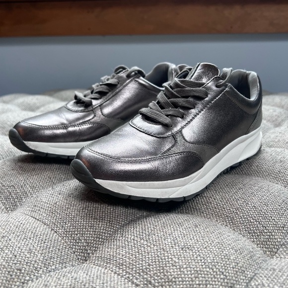 Women’s Naturalizer Shay Lace Up Sneakers - Pewter Leather - Picture 2 of 9